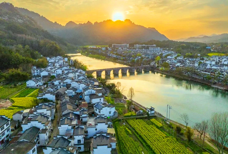 村莊美產業強鄉風好  皖休寧齊雲山鎮和美鄉村多姿彩