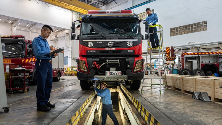 消防處完成4台「粵車南下」消防車 推動大灣區跨境救援