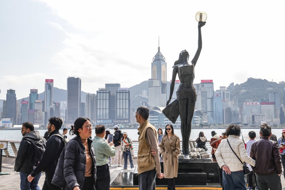 寒冷天氣警告生效 今早多區氣溫降至12度或以下