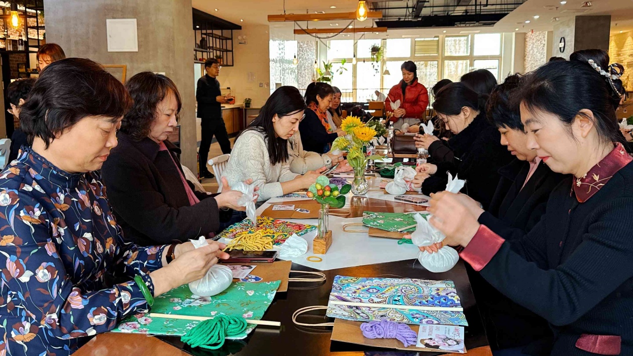 哈市雙城區直機關女幹部多彩活動慶「三八」 展巾幗擔當新風采