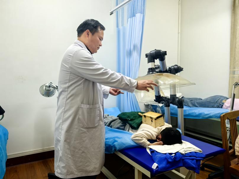 皖徽州區：開設「中醫夜間門診」 健康守護「不打烊」