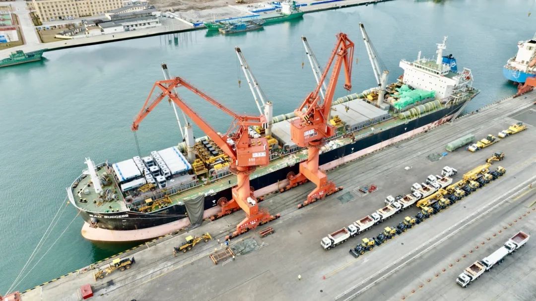 「青島港—北非」件雜貨周班航線開通