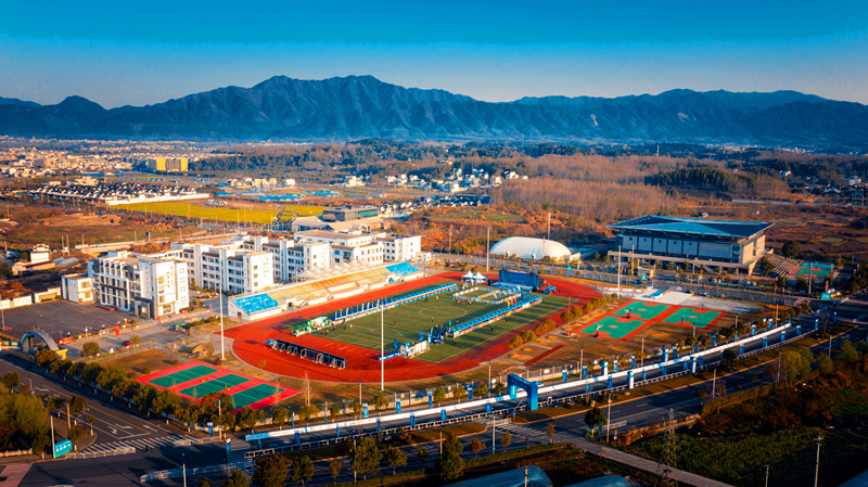 安徽黟縣：賽事營城 「騎」樂無窮