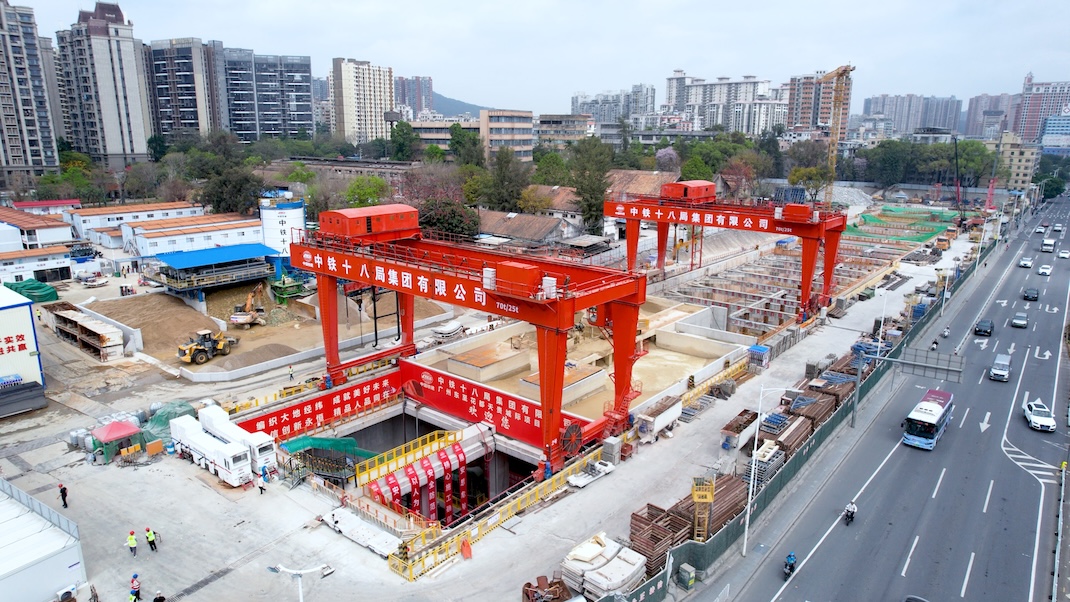 廣花城際鐵路雙盾構始發 國內最小淨距並行大直徑盾構隧道掘進
