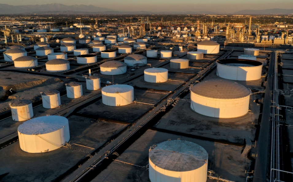 油價狂飆至5周新高 特朗普表明向伊朗及俄羅斯徵收次級關稅