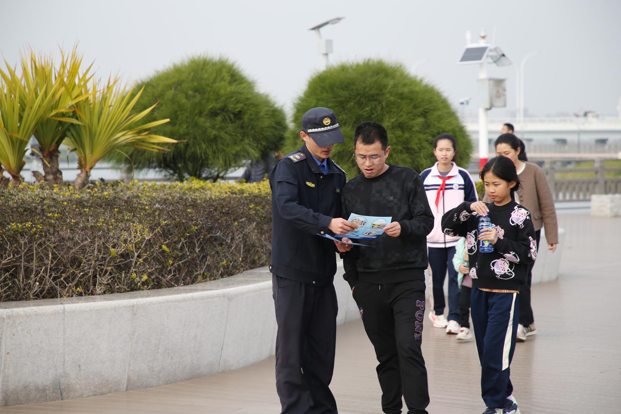 廈門翔安城管執法局：堅持服務至上 勇做藍色海灣「守護者」