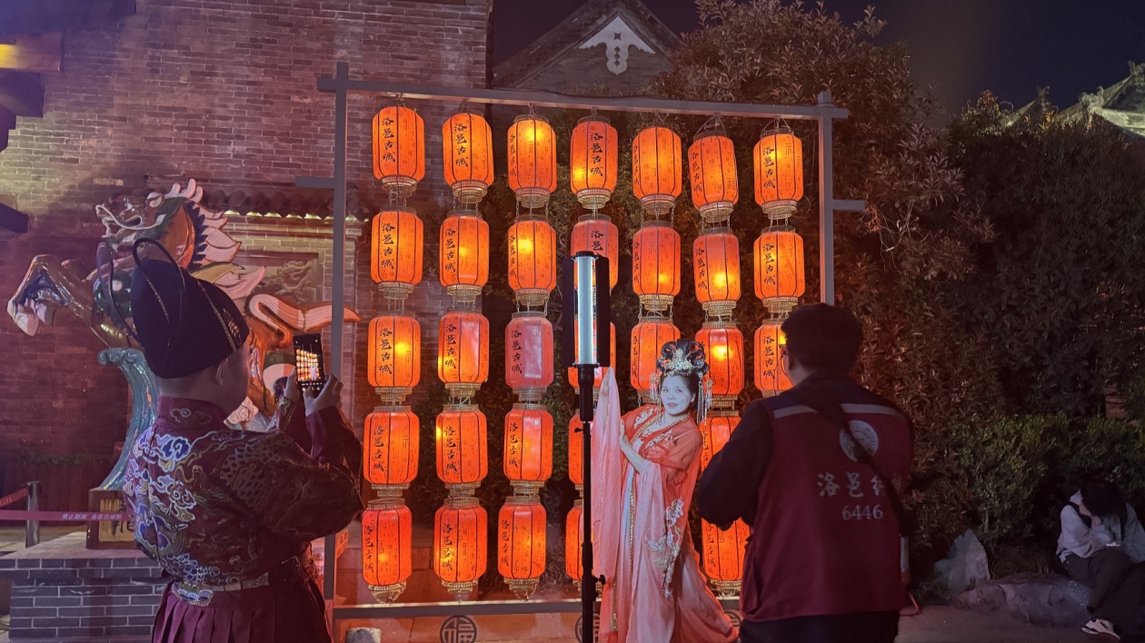 河南洛陽：古城霓裳織就文旅新圖景