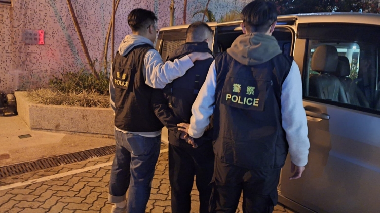 中年漢欠交罰款遭通緝 涉辱罵警員被捕