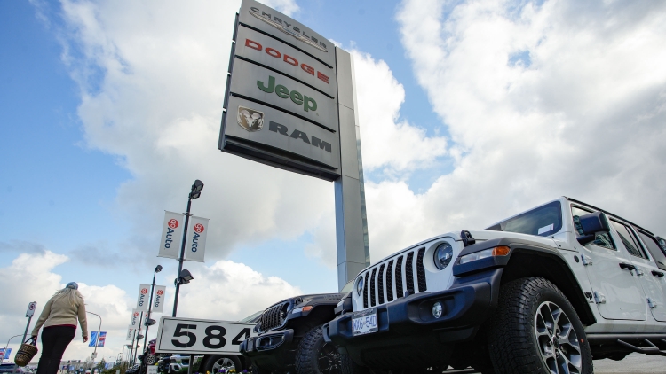 加拿大對美國汽車加徵25%關稅