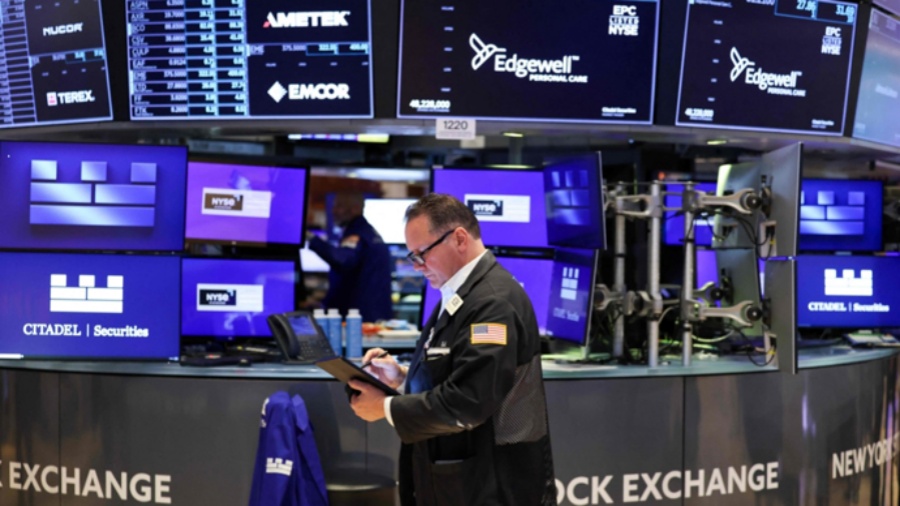 美股劇烈震盪折射政策不確定性：特朗普關稅博弈下的市場情緒過山車