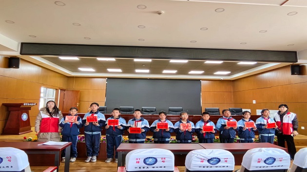 山海相連育新苗——深圳鵬博「暖流計劃」潤澤靜寧學子