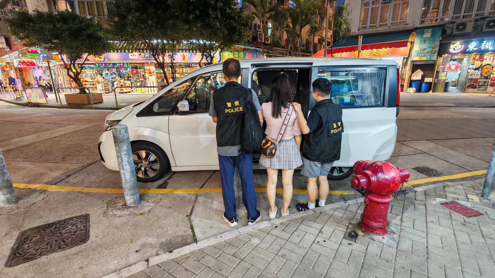 警方黃大仙掃黃 拘捕3名女子