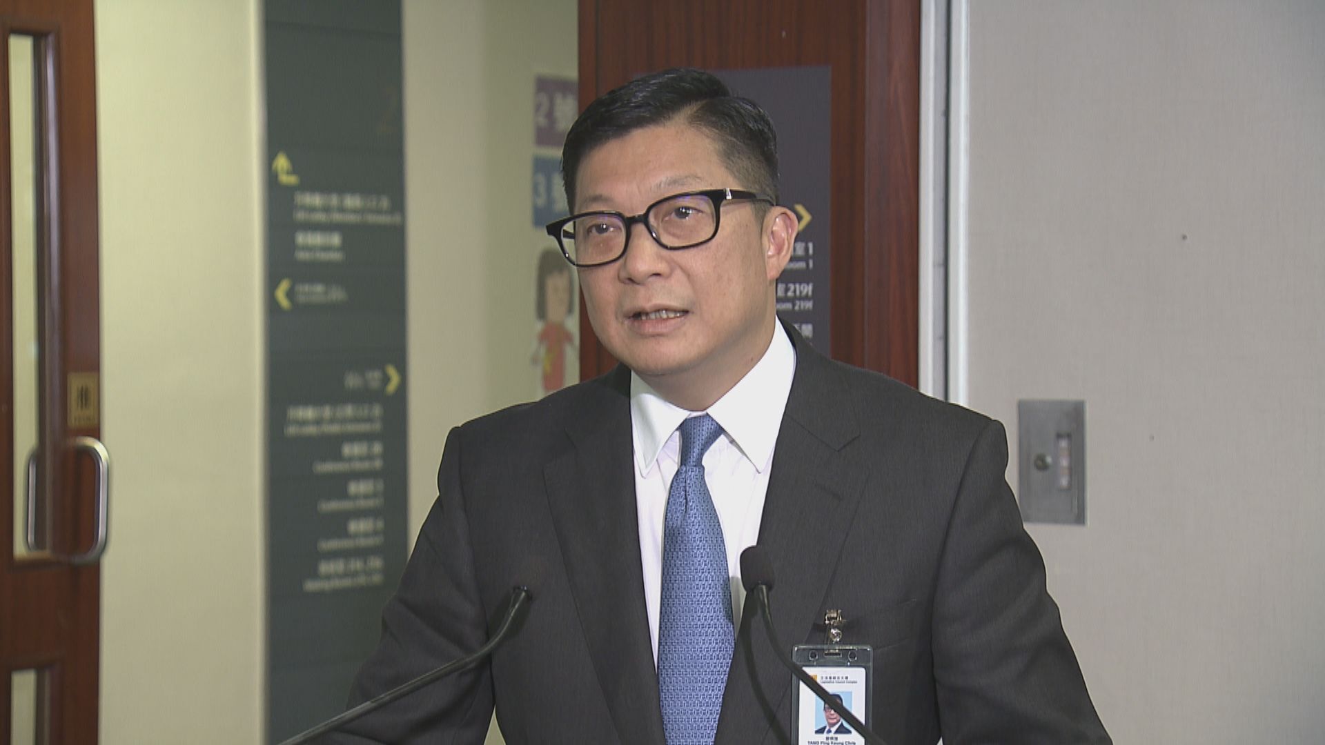 鄧炳強：特邀人士入境便利計劃推出近1個月 已發逾240個邀請