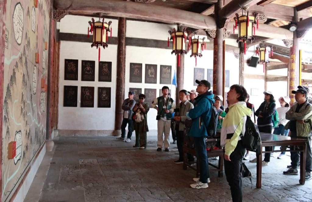 皖歙縣：錯峰出遊正當其時 徽州古城熱度持續