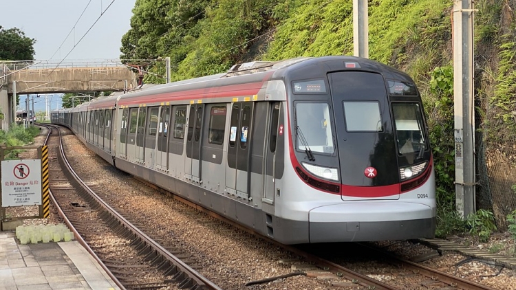 港鐵火炭站工程車故障 東鐵線調整班次