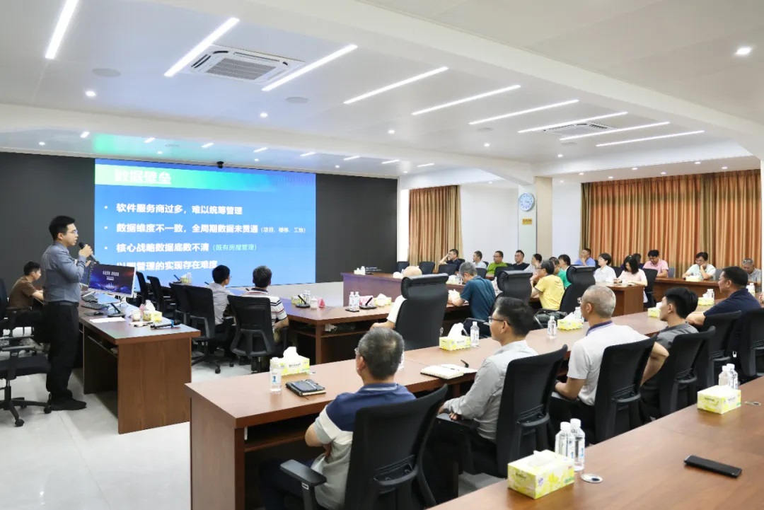 上門「取經」  東莞中堂組團考察觀摩機器人產業發展