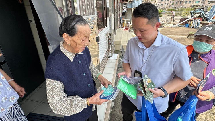 警方打鼓嶺宣傳防罪 籲市民避免墮網購騙案