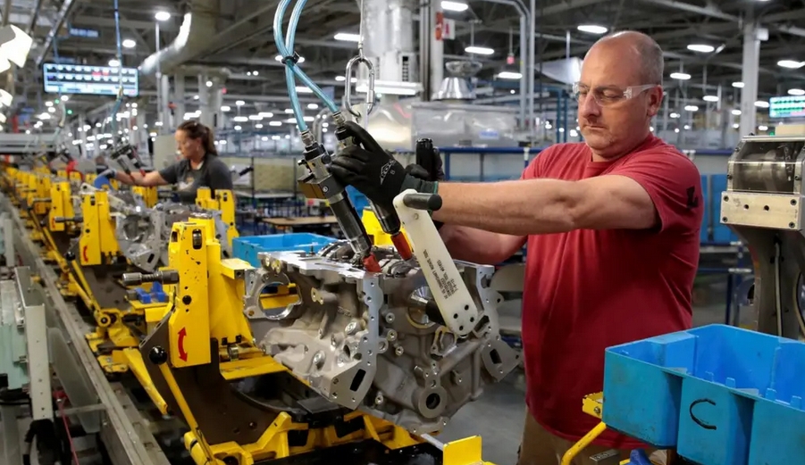 特朗普簽署公告將對汽車零部件關稅提供補償 