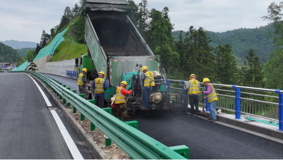 皖黟縣：重點項目「不休假」  衝刺「最後一公里」