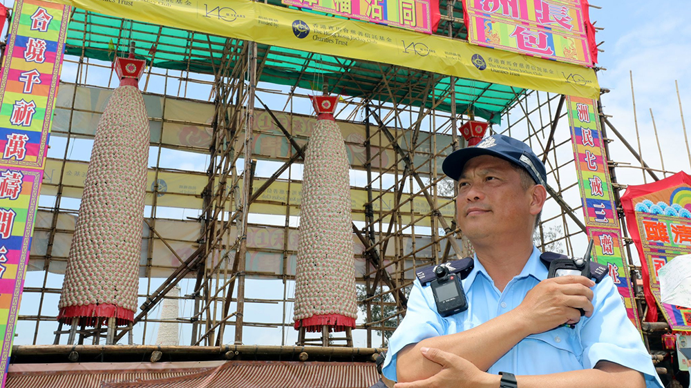 長洲土生土長「活字典」  輔警警長力保太平清醮太平