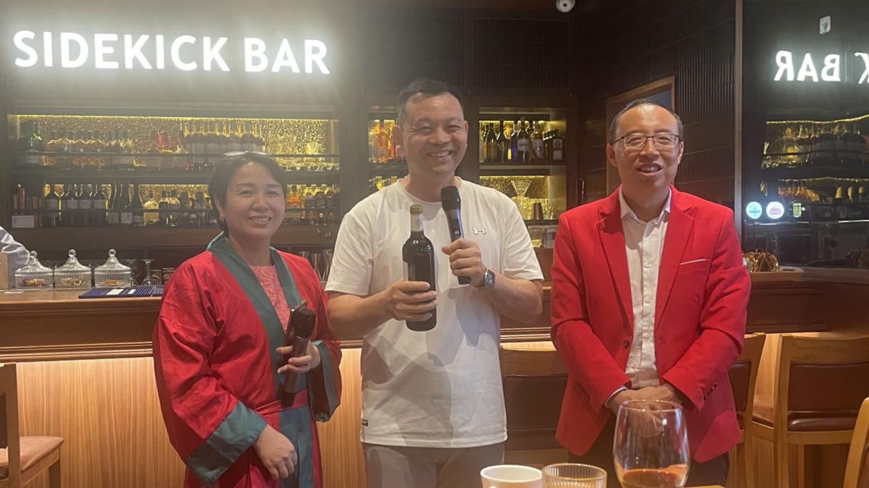 華中科技大學高才校友在港組織交友聯誼會