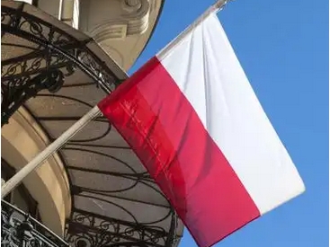 波蘭舉行總統選舉 出口民調顯示沒有候選人獲得過半選票 