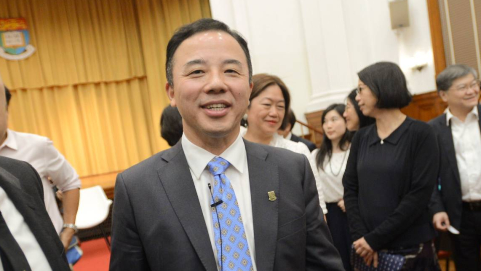 張翔：中介是假學歷罪魁禍首 部分學生本身都是受害者