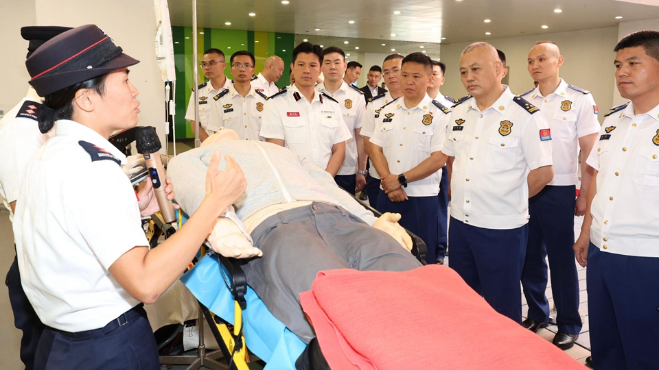 湖南消防救援總隊來港交流 聯同消防處專隊操練