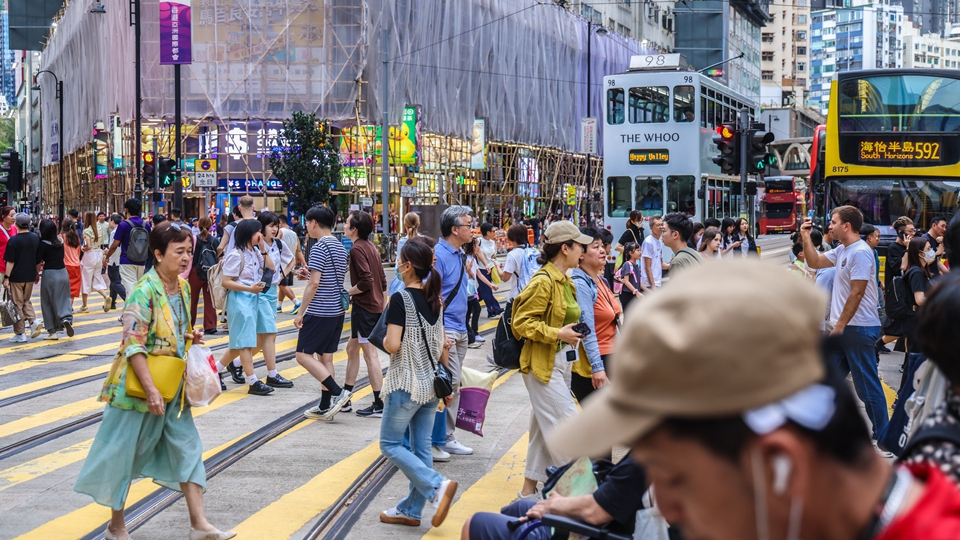 【港事講場】跨越消費鴻溝 重構旅遊業人本主義精神