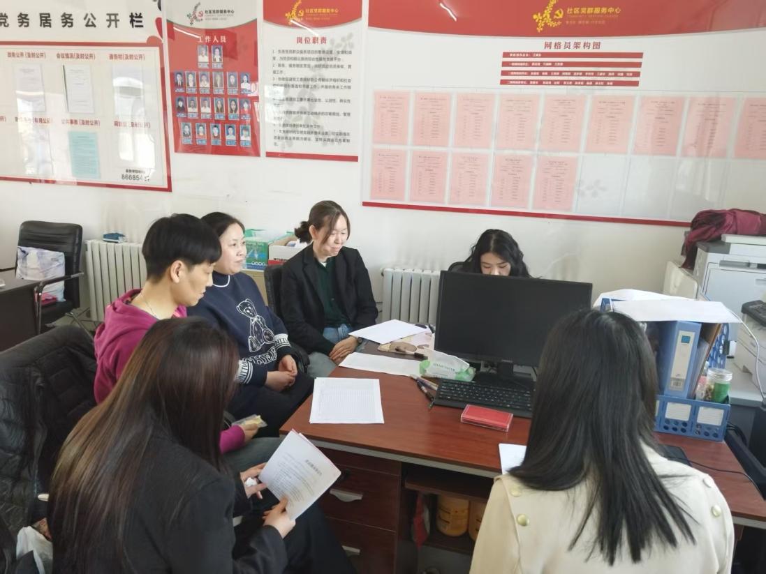 哈市香坊區朝陽鎮開展《反有組織犯罪法》集中學習活動