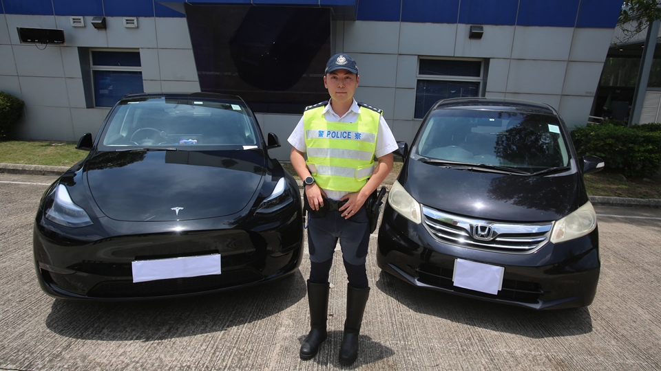 警方粉嶺打擊白牌車 拘捕2司機涉非法載客取酬