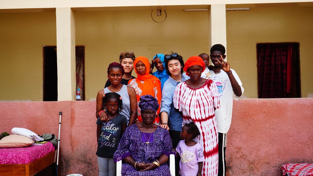 深圳南山區愛文學校啟動2025年J-Term世界課堂月