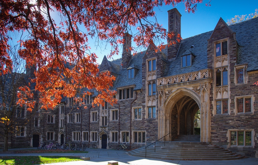 【港商時評】主動出擊爭搶美校人才