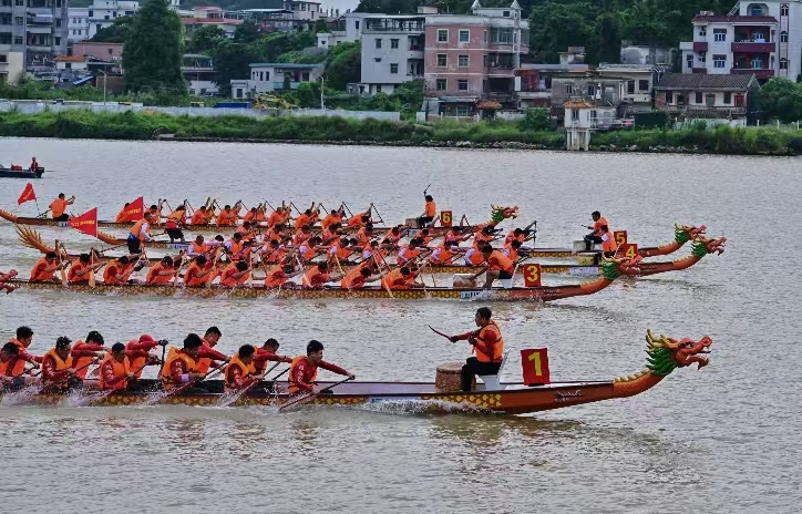 端午迎祥瑞 斗門龍舟邀請賽開賽