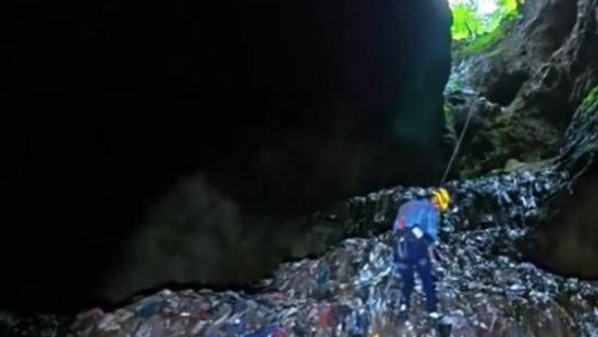 湖南慈利通報溶洞（天坑）整治進展：共清理垃圾約14噸