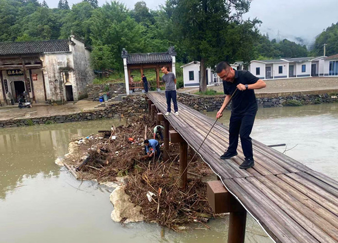 鎮村聯動見真招  皖黟縣柯村鎮聞「汛」而動護民安