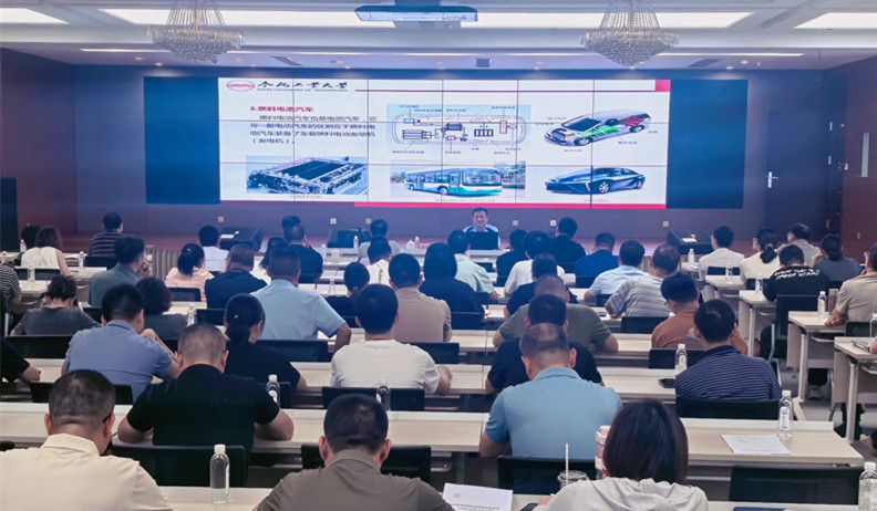 學干融合系統賦能  皖休寧縣首期汽車零部件產業專題講座開班