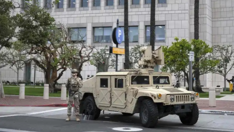 洛杉磯市中心部分地區實施宵禁