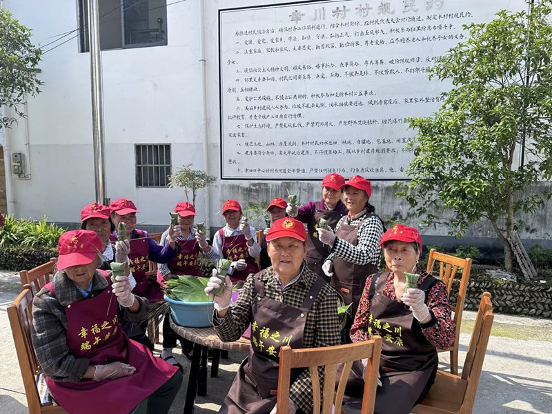 皖休寧源芳：紅網議事廳 便民「接地氣」