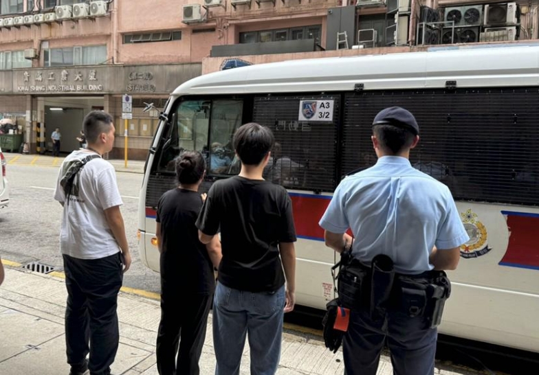 警方新界南打擊黑工 拘捕39名男女