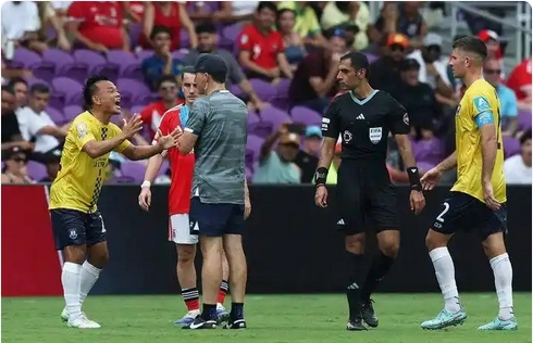 世俱杯特寫：周通1分鐘發言燃爆更衣室