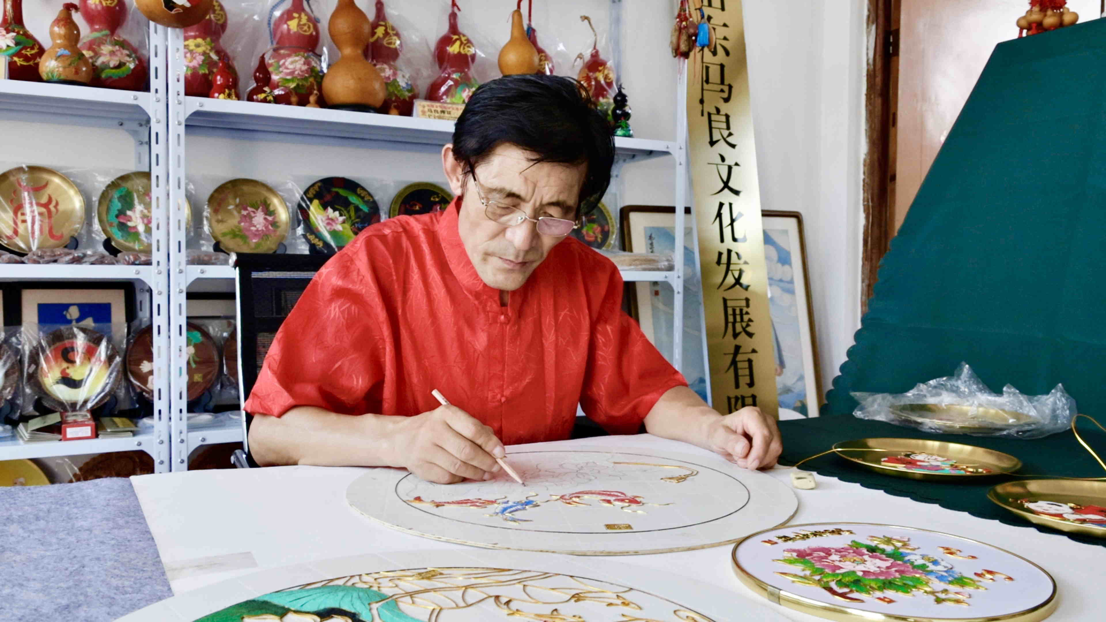 山東泰安東原掐絲粉彩：一掐一撚勾勒人生粉彩