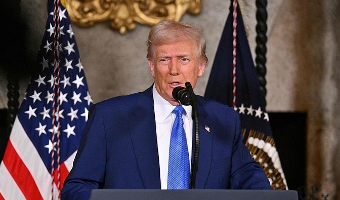 特朗普談對烏軍援：「先保自己」 