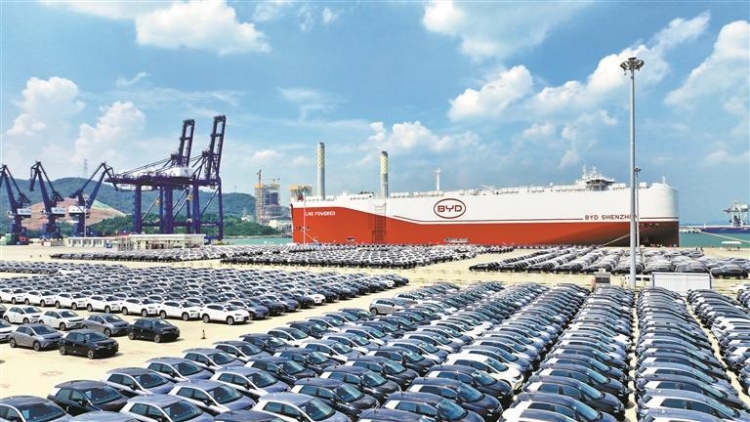 比亞迪「深圳號」完成跨洋首航