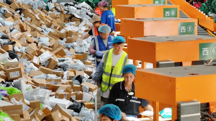 突破1000億件！今年我國快遞業務加速「跑」