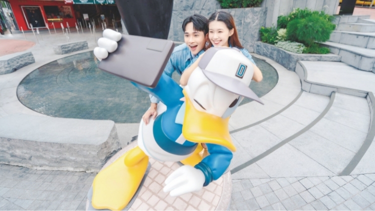 全港首個迪士尼「Mickey Keep It Real」主題活動 登陸太平山頂