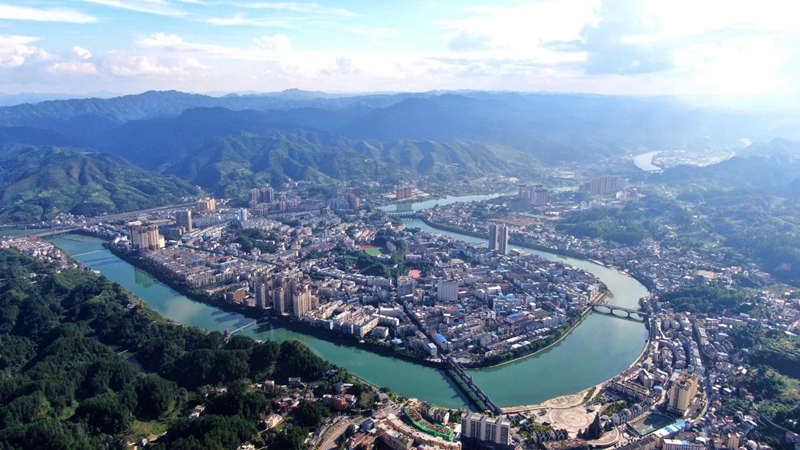 新晃化工產業的跨越之路與開放樣本