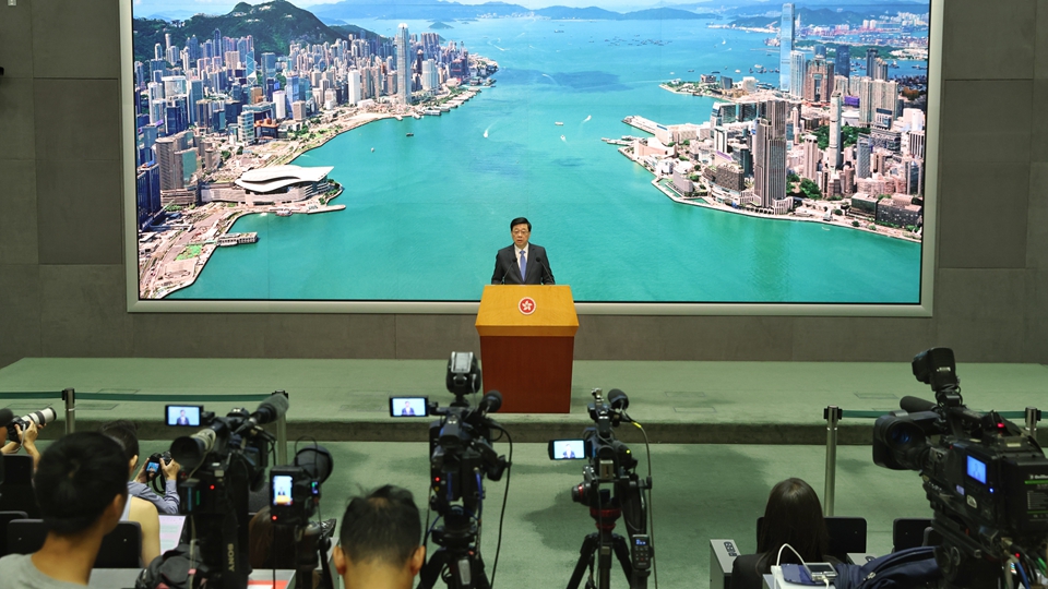 同性伴侶登記條例草案16日首讀 李家超：尊重司法及立法機關行使權力