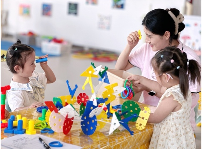 合肥廬陽區產業園裡辦起暑期託管班  創新服務暖人心