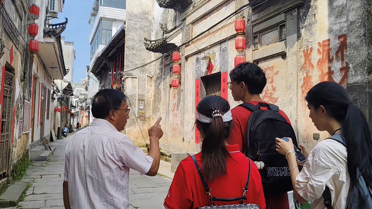 皖歙縣瞻淇魚燈：時尚化呈現  年輕化表達